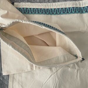 ✨ Tory Burch dustbags (2)